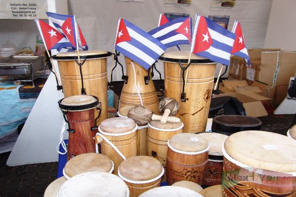 Cuba en Coyoacán/Cuba in Coyoacán 10-10
Las artesanías de Cuba también estuvieron presentes y a precios módicos. 

The crafts of Cuba also were present and to reasonable prices.
Keywords: Cuba en Coyoacán / Cuba in Coyoacán