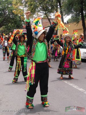 Bolivia en el CorazÃ³n / Bolivia in the Heart 2006  18-18
VIVA BOLIVIA Â¡Â¡Â¡Â¡

HOORAY BOLIVIA Â¡Â¡Â¡
Keywords:  Bolivia carnaval carnival crafts artesanias