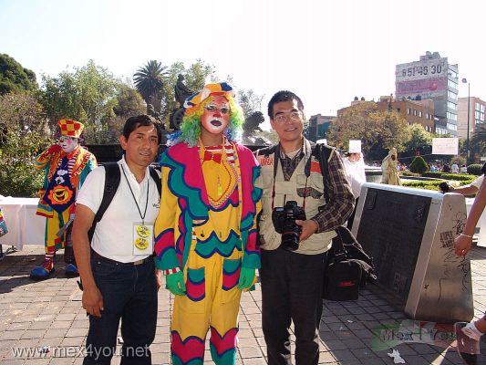 Dia de Reyes 2007 / Epiphany Day 2007 (15-16)
A este evento asistieron turistas y reporteros de otros paÃ­ses como: MaGuoqiang de la Revista China Hoy.

At this event attended tourists and reporters of other countries like: MaGuoqiang of the Magazine China Today.
Keywords: dia reyes magos epiphany three wisdom men auditorio china antonio pacheco cabalgata de los reyes