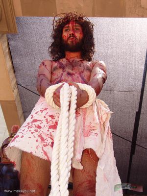 Via Crucis / Way of the Cross " Pueblo de la Candelaria " 2007 (06-11)
Cristo es sentenciado a morir crucificado. 

Christ is sentenced to die crucified.
Keywords: viernes santo friday  holy week semana santa cristo crucifixion candelaria town pueblo coyoacan