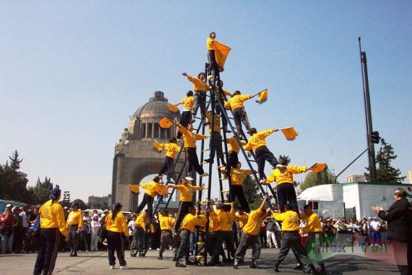 20 Nov 2004 Desfile Deportivo / Sportive Parade 06-12
Que increible postal ???



What amazing postcard ????
Keywords: Desfile 20 de noviembre, November 20th parade revolucion mexicana revolucionario mexican revolution 