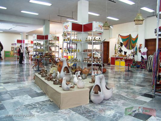 Chiapas en El Centro Cultura San Angel / Chiapas in the San Angel Cultural Center
Keywords: chiapas centro cultural san angel crafts artesanias