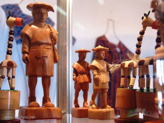 Chiapas en El Centro Cultura San Angel / Chiapas in the San Angel Cultural Center
Keywords: chiapas centro cultural san angel crafts artesanias