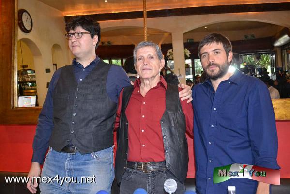 Almacenados (03-03) 
Con las actuaciones de HÃ©ctor y Sergio Bonillo, "Almacenados" narra la historia de un trabajador q ha dado su vida en un empleo que el final lo jubila y lo sustituye . Esto se vuelve en un conflicto generacional y el peso de una gran mentira que los une. 

Una obra que nos hace reir y tambiÃ©n reflexionar. Los lunes a las 20:00 en el Teatro Rafael Solana, ubicada en Miguel Ãngel de Quevedo 687, colonia Cuadrante de San Francisco Coyoacan.  Preventa 50% de descuento. 


Text & Photo by: Antonio Pacheco 
Keywords: almacenados david desola hector sergio fernando bonilla teatro rafael solana