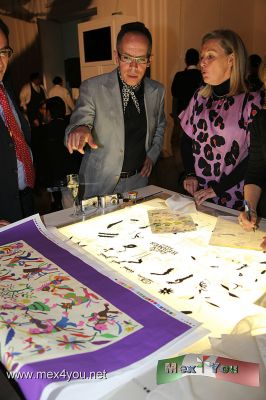 Mascada Din tini Ya TzÃ¼e (02-07)
El jueves 3 de marzo se presentÃ³ en el MAP la colecciÃ³n de mascadas elaboradas por de artesanos de la comunidad de San Pablo el Grande ubicado en Hidalgo para la firma HERMES MÃ©xico.  






Photo by: JesÃºs SÃ¡nchez
Keywords: mascada din tini ya tzÃ¼e museo arte popular map 