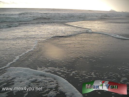 ImÃ¡genes de MazatlÃ¡n (01-04)
Photo by: Antonio Pacheco 
Keywords: mazatlan playa mar atardecer