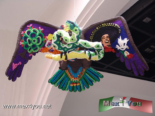 PiÃ±atas en el Museo de Arte Popular (MAP) (02-07)
Photo by: Antonio Pacheco
Keywords: piÃ±atas museo arte popular concurso navidad posadas christmas