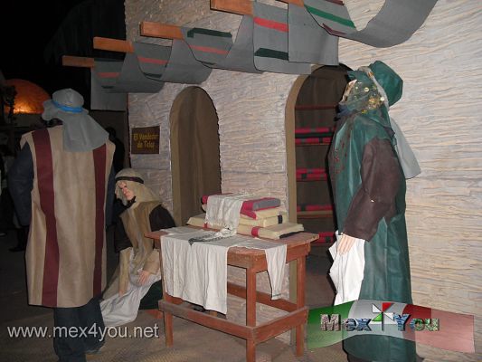 El Nacimiento mÃ¡s Grande del Mundo (07-07)
Si quiere usted aprovechar los Ãºltimos dÃ­as de este nacimiento asista con su familia, se le tiene permitido tomarse todas las fotos que quiera asÃ­ como video.  

Photo by: Antonio Pacheco 
Keywords: nacimiento grande mundo record guiness estadio azteca ciudad mexico navidad christmas