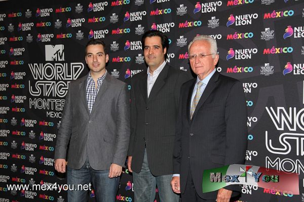 MTV World Stage Monterrey - MÃ©xico (01-04)
En conferencia de prensa el 07 de junio 2012 se anunciÃ³ que la banda global de rock, Linkin Park, estarÃ¡ por primera vez en Monterrey , Nuevo LeÃ³n para actuar en vivo en el MTV World Stage Monterrey-MÃ©xico . Este evento musical internacional serÃ¡ grabado integramente en alta deficiÃ³n en la Arena Monterrey el 12 de septiembre y serÃ¡ transmitido en toda AmÃ©rica Latina el 8 de octubre sÃ³lo por MTV.




Photo by: JesÃºs SÃ¡nchez 
Keywords: mtv world stage monterrey mexico linkin park los claxons