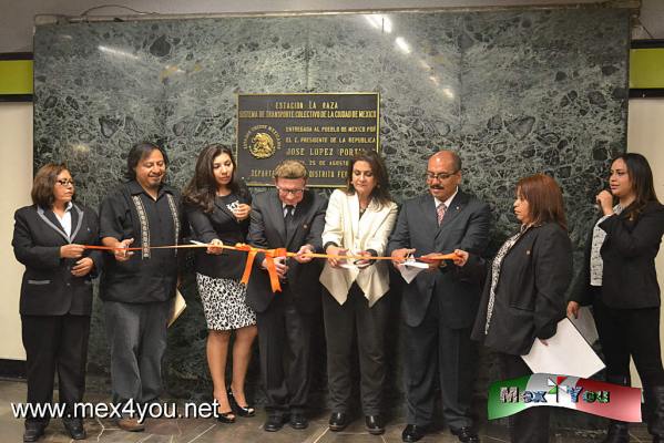 En el TÃºnel de la Ciencia presenta CFE Verde (01-05)
En el TÃºnel de la Ciencia ubicado en el metro de la Raza se inauguro la exposiciÃ³n grÃ¡fica denominada  "CFE Verde, ProtecciÃ³n al Ambiente"  con 30  carteleres se exhiben durante dos meses. 

Text and Photo by: YanÃ­n RamÃ­rez
Keywords: CFE Mutec tÃºnel ciencia estaciÃ³n raza metro exposiciÃ³n cfe verde