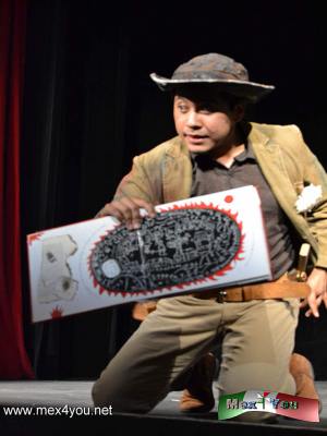 Un DragÃ³n Azul se presenta en el Sergio MagaÃ±a (01-05)
Antes de su viaje a Argentina al  7Âº Encuentro de Teatro Popular Latinoamericano el mes de octubre ( ENTEPOLA teatro 2015), se presento por Ãºnica funciÃ³n en el Teatro Sergio MagaÃ±a. Hablamos del espectÃ¡culo unipersonal "El DragÃ³n Azul".

Text and Photo by: YanÃ­n RamÃ­rez
Keywords: El dragÃ³n Azul Teatro Sergio MagaÃ±a titeres Omaresquinca Teatro Sin frontera leyenda Jorge y el DragÃ³n