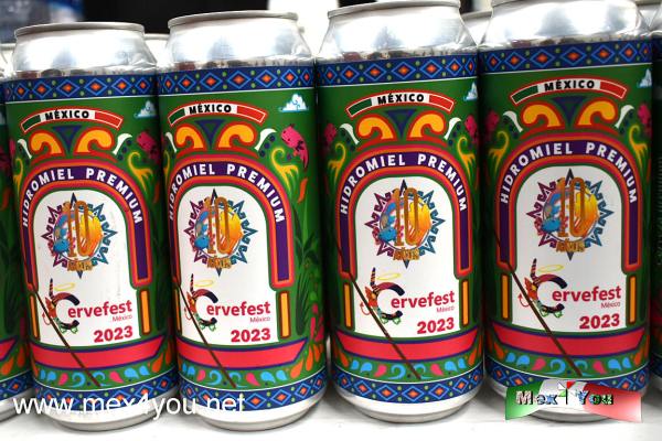 Anuncio de la CerveFest 2023 (05-05)
El Deportivo Acallli se encuentra ubicado en Camino Antiguo a Cuemanco, en la alcaldía Xochimilco. Como referencia, este se encuentra al final de la pista olímpica de remo y canotaje Virgilio Uribe, junto al embarcadero de trajineras de Cuemanco. 

Los horarios de apertura son: Viernes 17 de marzo, de 12:00 a 23:00, sábado 18 y domingo 19 de marzo, de 11:00 a 23:00. Los boletos se podrán adquirir en la taquilla los días del evento o en preventa a través de https://cervefest-2023.boletia.com/



Text & Photo by: Antonio Pacheco
Keywords: cervefest cerveza xochimilco templo mayor