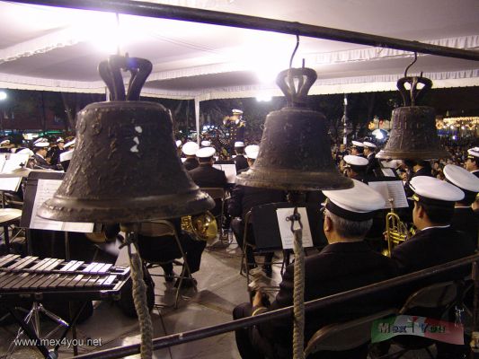 Concierto Navideï¿½o en CoyoacÃ¡n 2005/ Christmas Concert in CoyoacÃ¡n 2005 (03-08)
El concierto tuvo una gran afluencia de pÃºblico interpretando grandes piezas sinfÃ³nicas como la Marcha de Tanhauser, El Coro de los Esclavos de la Ã“pera Nabucco , entre otras.

The concert had a great affluence of public interpreting great symphonic pieces like the March of Tanhauser, the Choir of the Slaves of the Nabucco Opera, among others. 
Keywords: Concierto NavideÃ±o en Coyoacan 2005/ Christmas Concert  Coyoacan 2005