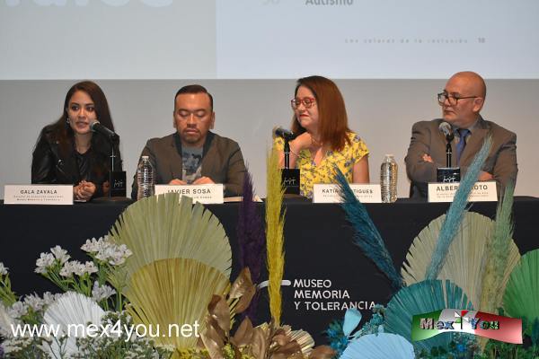 “Los Colores de la Inclusión”: proyecto que busca visibilizar a grupos de atención prioritaria en México a través de la identidad que el color les brinda (03-04)
Por su parte, Bárbara Anderson, Cofundadora de Yo También expresó, “La invisibilidad de las personas con discapacidad en México no presupone su inexistencia. Es increíble que sean invisibles, ‘incoloras’ más de 20 millones de personas que viven con una discapacidad o una limitación en nuestro país. Es hora de darle su espacio, su acceso a sus derechos y visibilizarlos y que mejor que los colores para ello”


Text & Photo by: Antonio Pacheco
Keywords: colores inclusión museo memoria tolerancia