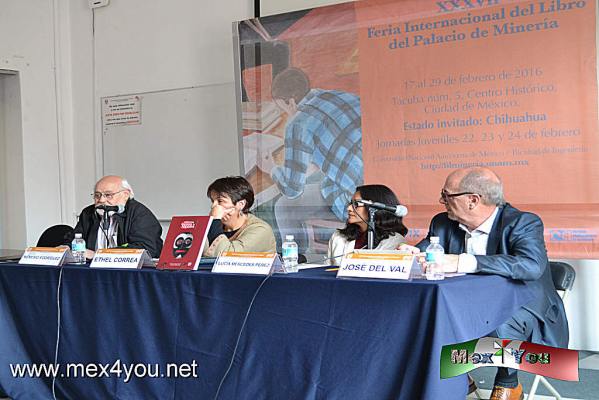 Presentaciones de Libros FILPM (02-05)
PresentaciÃ³n de Libro "Festival Oaxaca Negra" de Nemesio RodrÃ­guez Mitchell y LucÃ­a Mercedes PÃ©rez Rojas.
Programa Universitario de Estudios de la Diversidad Cultural e Inerculturalidad de la UNAM.
Se presentÃ³ en el Auditorio Sotero Prieto.


Text and Photo by: YanÃ­n RamÃ­rez
Keywords: presentaciones libros Feria Internacional del Libro del Palacio Mineria UNAM