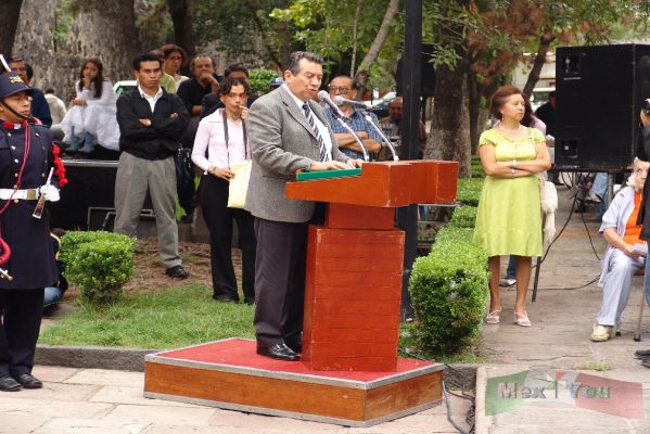 Defensa de Churubusco/Churubusco Battle 08-15
El jefe de la Delegación Coyoacán, Miguel Bortolini dirigió unas palabras en la cual recordó el origen del lugar donde tuvo lugar esta ballata: desde su origen prehispánico hasta la defensa del Ejército Mexicano contra el Ejército Invasor. 

The Chief  of the Coyoacán Delegation, Miguel Bortolini gave a speech remembering   the origin of the place  where this battle took place:  from its pre-Hispanic origin until  the defense of Mexican Army  against Intruder Army.
Keywords: Defensa de Churubusco/Churubusco Battle
