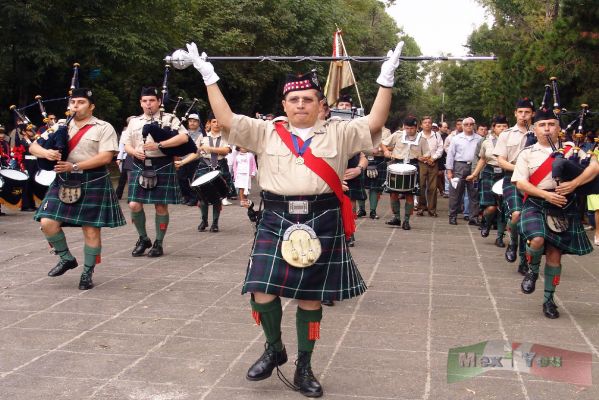 Defensa de Churubusco/Churubusco Battle 15-15
Para terminar el evento tuvimos la participaciÃ³n de la Banda de Gaitas del BatallÃ³n de San Patricio y su hermosa mÃºsica. Para saber mÃ¡s de ellos puede visitar: [b][u] [url=www.bandadegaitas.com]www.bandadegaitas.com[/url][/u][/b]

To conclude  the event we had the participation of the Bagpipe Band  of the  San Patricio Battalion and his beautiful music.  In order to know more of them you  can visit: [b][u] [url=www.bandadegaitas.com]www.bandadegaitas.com[/url][/u][/b]

Keywords: Defensa de Churubusco/Churubusco Battle batalla