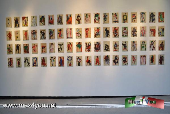ExposiciÃ³n Viandante (04-05)
TambiÃ©n se incluye material del archivo personal de Kelly que muestra su lado mÃ¡s Ã­ntimo por medio de sus apuntes, ilustraciones y fotografÃ­as.

Text and photo by: YanÃ­n RamÃ­rez        
Keywords: phil kelly museo nacional arte schp pintura galeria shcp