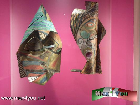 ExhibiciÃ³n MÃ¡scaras Mexicanas, Simbolismos Velados (05-05)
AsÃ­ ..a visitar estÃ¡ gran muestra, horario de martes a viernes  de 10:00 a 17:00 hrs y los sÃ¡bados y domingos de 9:00 a 17:00 hrs. La entrada es Gratuita.

Text and Photo by: YanÃ­n RamÃ­rez
Keywords: galerÃ­a de palacio nacional antropologÃ­a e Historia mÃ¡scaras mexicanas exposiciÃ³n galeria palacio nacional