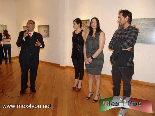 Soledad, ExtravÃ­o y Paisaje (04-04)
A las 20:30 del 24 de Febrero en el Museo Archivo de la FotografÃ­a se presentÃ³ la exposiciÃ³n: " Soledad, ExtravÃ­o y Paisaje" con la visiÃ³n de 3 artistas contemporÃ¡neos: Silvana Agostoni, Luis Aguilar, y Janelle Lynch. 

La exposiciÃ³n es de entrada libre. 


Keywords: soledad extravio paisaje museo archivo fotografia museum file photograpic photo