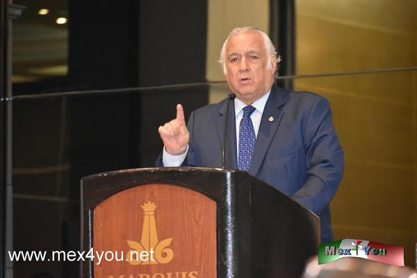 45 Nuevos Pueblos Mágicos en México (01-05)
El lunes 26 de junio se hizo el anuncio de nuevos 45 pueblos mágicos en nuestro país por parte del Secretario de Turismo Federal, Miguel Torruco destacó que México ahora cuenta con 177 Pueblos Mágicos, destinos que, por sus características de naturaleza, vida 
comunitaria, costumbres y tradiciones, son preferidos por visitantes nacionales y extranjeros de todo el mundo.

Aseveró que la marca “Pueblos Mágicos”, implica un incremento anual del 8% del Valor Agregado Censal Bruto del destino acreedor del nombramiento y aunado a ello, Sectur seguirá impulsando a estos destinos, a través de la iniciativa “Rutas Mágicas de Color”


Text & Photo by: Antonio Pacheco
Keywords: 45 nuevos pueblos magicos mexico