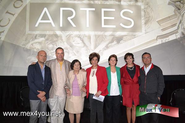 Anuncian 2ad. Temporada de la Serie Documental ARTES (05-05)
Entre los progrmas subsecuentes estÃ¡ Hospicio CabaÃ±as, Luis BarragÃ¡n, Ballet FolklÃ³rico de Amalia HernÃ¡ndez, La Orquesta SinfÃ³nica Nacional
El Museo El Eco entre otros.


Text and Photo by: YanÃ­n RamÃ­rez
Keywords: canal once INBA documentales arte murales teatro danza