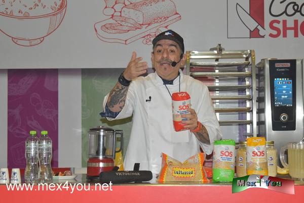 Expo Gastronómica 2023 (05-05)
Así pues de 3 días llenos de experiencias para despertar los sentidos en manos de los expertos para aprender más sobre los alimentos que degustamos, tips de cocina, catas y además lo necesario para poder cocinar en casa, para los emprendedores o aquellos que ya cuenten con un negocio y que quieran adquirir lo más nuevo en tecnología para ir siempre un paso más allá de la competencia y  para el disfrute de los consumidores. 

Text & Photo by: Antonio Pacheco
Keywords: expo gastronomica wtc gastronomia cocina gourmet