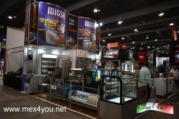 Expo Abastur 2021 (04-06)
Cabe hacer notar que ABASTUR, el cual ahora forma parte de Informa la empresa #1 en organización de eventos B2B en el mundo, son importantes para encontrar a los mejores proveedores y conocer la variedad de productos disponibles en el mercado, ya que cuenta con la presencia de empresas nacionales e internacionales.


Text & Photo by: Antonio Pacheco 
Keywords: expo abastur hoteles food service gastronomia