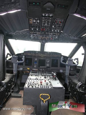 Ceremonia de recepciÃ³n de  aviÃ³n C-27J Spartan (01-04)
Los aviones C-27J Spartan son empleados en el transporte de tropas y apoyo logÃ­stico, con una capacidad de carga de 11.5 toneladas; por lo que el uso de este material aÃ©reo permitirÃ¡ incrementar las capacidades de transporte de personal, equipo y material en el cumplimiento de las misiones que tiene asignadas esta Dependencia del Ejecutivo Federal; el programa de modernizaciÃ³n incluye la compra de cuatro aviones del mismo tipo.

Photo by: JesÃºs SÃ¡nchez 
Keywords: ceremonia recepcion avion spartan sedena secretaria defensa ejercito nacional militar militares
