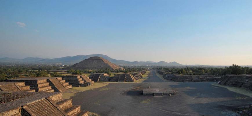 Zona arquelogica TeotihuacÃ¡n 
Photo by: Mauricio Marata INAH 
Keywords: teotihuacan