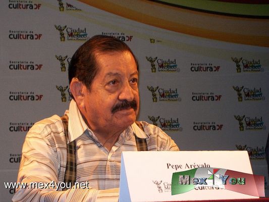 Pepe ArÃ©valo en el Teatro de la Ciudad (01-03)
En conferencia de prensa estuvo presente JosuÃ© ArÃ©valo Meyer ( productor) , Pepe ArÃ©valo ( Director Artistico) y Abelardo Maret (Prodisc) quienes dieron los pormenor de Concierto Son, que se presentarÃ¡ el jueves 22 de septiembre las 20:00 horas en el Teatro de la Ciudad Esperanza Iris.  MÃ©xico Son se interpretÃ³ por primera vez en 1994, ahora Pepe ArÃ©valo presenta la re-ediciÃ³n de esta producciÃ³n discogrÃ¡fica con un concierto Afro-caribeÃ±o, el cual conjunta una serie de composiciones de autores clÃ¡sicos de MÃ©xico dedicado especialmente para celebrar las Fiestas patrias. 

Photo  & Text by: YanÃ­n RamÃ­rez
Keywords: pepe arevalo teatro ciudad esperanza iris mexico son