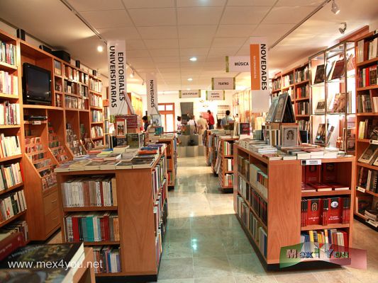 InauguraciÃ³n LibrerÃ­a Educal y Tienda de Arte Popular en Museo de Culturas Populares (01-03)
Conaculta inaugura la librerÃ­a Educal y la Tienda de arte popular mexicano en el Museo Nacional de Culturas Populares, gracias a los esfuerzos conjuntos de este recinto y de la DirecciÃ³n General de Culturas Populares.

La librerÃ­a tendrÃ¡ un catÃ¡logo especializado en ciencias sociales, conformado para atender la vocaciÃ³n del museo, que se ha convertido en un lugar de tradiciÃ³n para los habitantes del sur de la ciudad de MÃ©xico.


Photo by: JesÃºs SÃ¡nchez
Keywords: libreria educal bookstore museo culturas populares museum culture popular coyoacan 