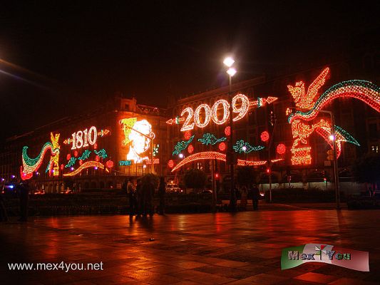 Decoraciones Patrias (03-04)
Keywords: patriotic decorations september independence day independencia zocalo angel tricolor lights light
