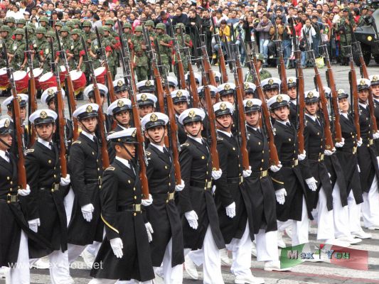 Desfile Militar / Military Parade 2009 (17-19)
Foto de JesÃ¹s SÃ nchez.
Keywords: militar desfile parade military army ejercito mexicano mexican fiestas patrias party ciudad mexico city 16 septiembre september