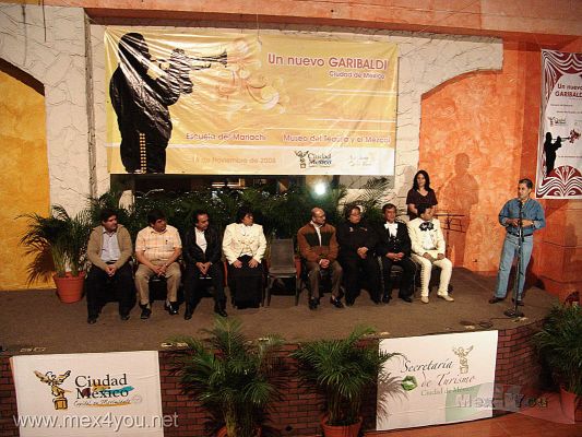 Nuevo Garibaldi / New Garibaldi (02-03)
AdemÃ¡s de las labores de repavimentaciÃ³n, integraciÃ³n de mobiliario, etc. el Secretario de Turismo del Distrito Federal; Alejandro Rojas diÃ³ a conocer la instauraciÃ³n del Museo del Tequila y el Mezcal y la Escuela de Mariachis para que los grupos que interpretan este gÃ©nero se certifiquen aquÃ­.

In addition to the work of repaving, integration of furniture, and so on. Secretary of Tourism of Mexico City, Alejandro Rojas announced the establishment of the Museo del Tequila and Mezcal and the School of Mariachis for groups that interpret this musical genre are to be certified here.

Keywords: garibaldi alejandro rojas ciudad mexico city