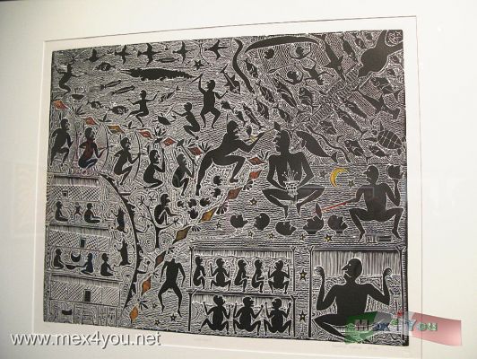 Magia Huichol, Rito Aborigen / Huichol Magic, Aboriginal Ritual  MAP Museum (03-06)
Los artistas creadores de las obras de la exposiciÃ²n Gelam Nguzu Kazi se inspiraron en la legendaria tradiciÃ²n de su comunidad para la realizaciÃ²n de tallas en diversos materiales. Estos materiales se convierten en un medio para narrar su historia y relatos ancestrales acerca de la creaciÃ²n con toque contemporÃ neo, dando asÃ¬ orÃ¬gen a un movimiento artÃ¬stico fundamentado en delicadas incisiones de patrones tradicionales sobre linÃ²leo e impresiÃ²n sobre papel libre de Ã cido.

Creative artists of the works in the exhibition Kazi Gelam Nguzu were inspired by the legendary traditions of their community for the realization of various sizes in materials. These materials become a means to narrate their history and ancestral stories about creation.
Keywords: magia huichol rito aborigen australia map museo arte popular art museum