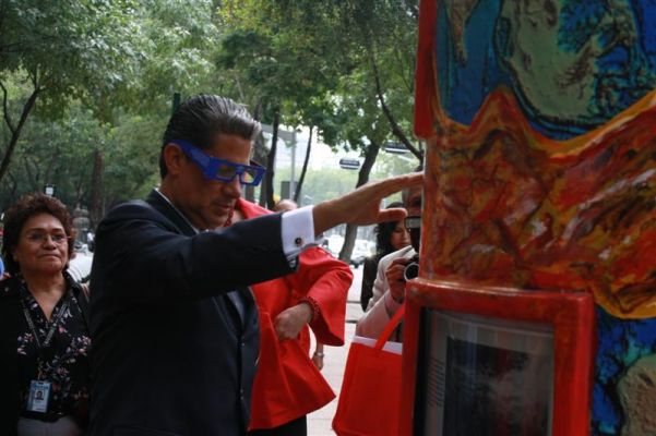 Ecoscopios en Reforma 
Keywords: ecoscopios reforma paseo pritt alejandro rojas