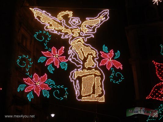 Decoraciones NavideÃ±as Ciudad de MÃ©xico / Mexico City X-mas Decorations 2006
